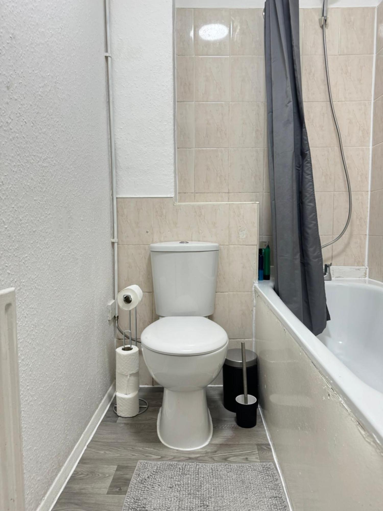 2 Bed Apt Sofa Bed Up To 6 London Exterior photo